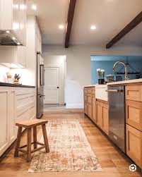 Modern Farmhouse Kitchen White Oak Floors White Oak Cabinets White Countertops White Cabinets V Modern Farmhouse Kitchens White Oak Floors Lake House Kitchen