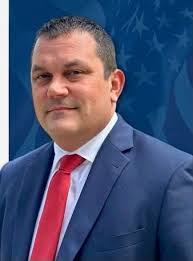 Gary Bottoms's Instagram, Twitter & Facebook