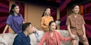 The baldys dunia kita penuh cinta mp3 & mp4. Nyanyi Bareng Naura Dan Neona Di Konser Virtual Semesta Cinta Nola Sempat Menangis Kapanlagi Com