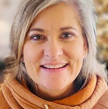 Cattle health meeting with Siskiyou County cattlemen and women