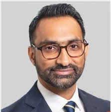 A research team involving UCLH clinicians have found a way to reduce the  side effects of treatment for a disorder of the #adrenal glands. In the  research trial, published in The New