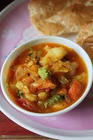 Simple Potato Tomato Curry Aloo Tomato Gravy Side Dish For Poori Chapati Battura Yummy Tummy Chapati Recipes Indian Food Recipes North Indian Recipes