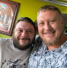 Debates and Personal Insults in Online Discussions