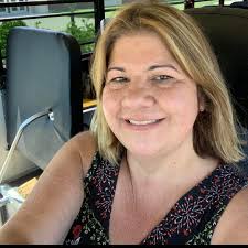 Posting anonymously because my arrival is a surprise) Hi! I'm flying back  home this week to the area with my husband and want to surprise my parents  to a yummy Italian dinner.