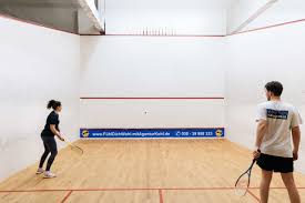 Sharing buttons of 5 games and each game goes to 11. Why Playing Squash Will Keep You Sane This Winter Urban Sports Club Blog