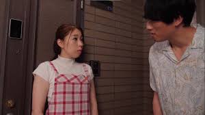 動画］【久松美晴】近所の美人奥様は根っからの浮気性！夫に家を閉め出されて優しくしてくれる近所の男にお礼セックス | エッチな写真