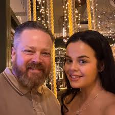 Hi folks, new to roof tents but have been a family and backpacking tent  camper and caravanner for over 50 years. We received our Tent box 1.0 lite 