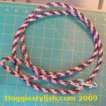 It is also surprisingly easy and, compared to the flat braid, has a rounded, 3d effect. How To Make A Four Strand Round Braid Dog Leash From Paracord 15 Steps With Pictures Instructables