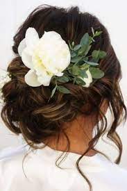 33 Wedding Hairstyles With Flowers For Your Fairytale Day Wedding Hair Flowers Wedding Hair Trends Flowers In Hair