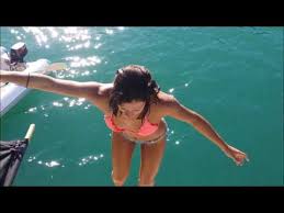 Vlogtrends aim to find the best vloggers out there. Sailing Into Freedom Episode 26 Random Boat Life By Sailing Into Freedom