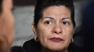 En el desamparo miles de mujeres