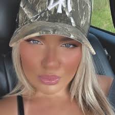 NATALIE MAE. (@IMnataliemae)