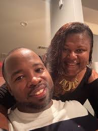 Jessica Womble's Instagram, Twitter & Facebook