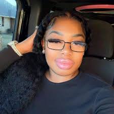 Anyone available to do my daughter some smedium box braids today???