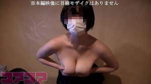 高１で９３Ｇカップ巨乳をカラオケ室内で全裸にした - XVIDEOS.COM