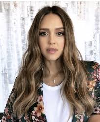 Jessica Alba Light Ombre Brown Hair Jessica Alba Hair Jessica Alba Hair Color Hair Waves
