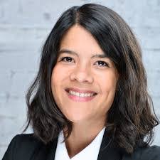 Anna Lohse's Instagram, Twitter & Facebook