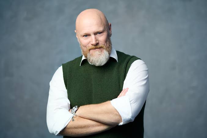 Mads Steffensen - RW Production & Management