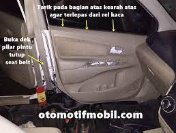 Mungkin sebagian besar dari kita sering mengalami hal yang menjengkelkan ini, semakin kita panik membuat pikiran tidak menemukan solusinya. Cara Membuka Pintu Mobil Tidak Bisa Dibuka Dari Dalam Dan Luar Otomotif Mobil