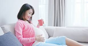 Malah, ada beberapa pantang larang semasa mengandung yang telah dibuktikan oleh kajian sains. 3 Pantang Larang Ibu Mengandung Syamimi Saad Dot Com