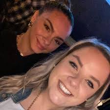 Madelyn Phillips's Instagram, Twitter & Facebook