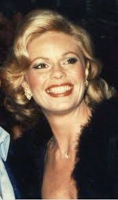 Toni Tennille's Instagram, Twitter & Facebook