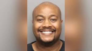 Will Clovis restaurant reopen after health violations, including cockroach  sighting?