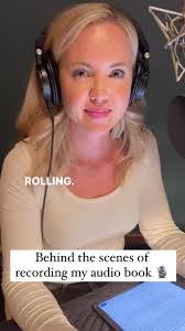 Jillian Benfield's Instagram, Twitter & Facebook