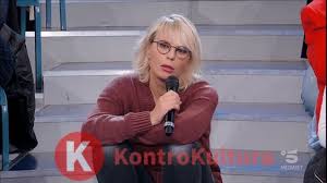 Non possiamo parlare di amici di maria de filippi, senza citare anbeta toromani. Pin On Nice Words For Husband