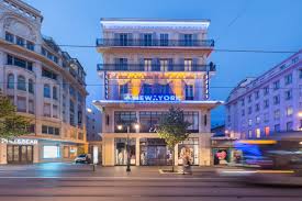 It welcomes you all year round to one of the most beautiful regions in france, the french riviera. Best Western Hotel New York Nice Abc Salles