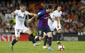 El cotejo entre barcelona vs. Kick Off Time Announced For Barca Vs Valencia