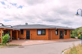 Pin Von Jill Yost Auf Bauwerke In 2020 Holzhaus Haus Style At Home