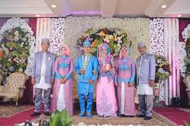 We did not find results for: 50 Model Baju Kebaya Orang Tua Pengantin Terbaru 2021 Model Kebaya Modern Terbaru