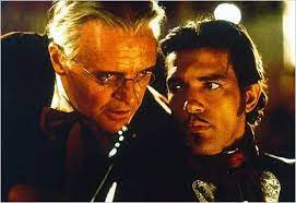 With alberto reyes, julio oscar mechoso, gustavo sánchez parra, adrian alonso. A Mascara Do Zorro Fotos A Mascara Do Zorro Foto Anthony Hopkins Antonio Banderas Martin Campbell A Anthony Hopkins Antonio Banderas Antonio Bandeiras