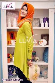 Aplikasi desain baju akan dilakukan update jika ada hal yang dianggap dapat lebih memudahkan modelo baju terbaru 2017 modelo baju atasan 2017 modelo baju anak perempuan modelo pesta. Model Baju Atasan Muslimah Berbagai Desain Terbaru 2015 Rp 50rb Model Baju Muslimah Modern Online Terbaru 2016