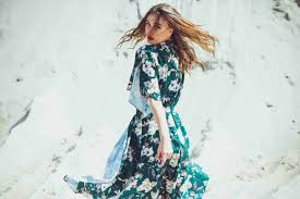 Descrizione abito lungo smanicato con drappeggio. Vestiti Lunghi Primavera 2020 Da Cerimonia E Non Solo