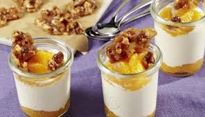 Vegane Orangencreme Mit Walnusskrokant Rezept Rezepte Lebensmittel Essen Krokant