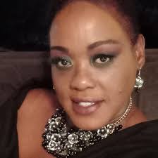 Tami Roche's Instagram, Twitter & Facebook