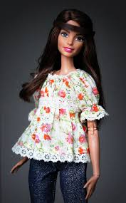 Resultado de imagen para barbie made to move 2017