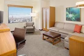 Looking for a dog friendly hotel? Top Pet Friendly Hotels In Denver Colorado Hotels Com