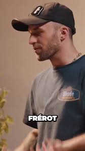 Marque De Collier Squeezie