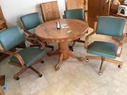 lot #9634round 42 oak kitchen table w