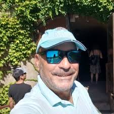 Leonardo Brea's Instagram, Twitter & Facebook