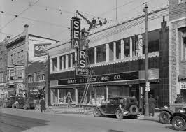 Sears Roebuck And Co Store At 213 East Main Street In November 1934 It Was The First Expansion In Lexington Where Sea Lexington Ky Lexington Small Towns Usa