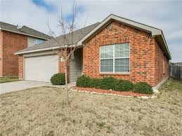 10554 Winding Passage Way Fort Worth Tx 76131 Renting A House House Styles Find Real Estate