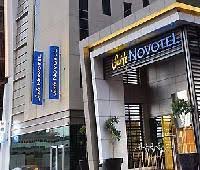 Enjoy the widest selection of shopping, dining, indoor skiing and cinema experiences in dubai at mall of the emirates. Book Suite Novotel Mall Of The Emirates Dubai Reviews Photos Rates Via Com