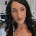 Desiree Bain's Instagram, Twitter & Facebook