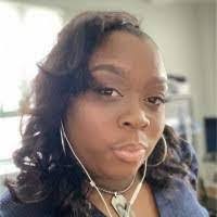 Monique Platt's Instagram, Twitter & Facebook