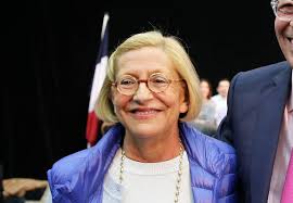 Une source proche affirme qu'il ne s'agit pas d'une tentative de suicide. Isabelle Balkany La Biographie De Isabelle Balkany Avec Gala Fr