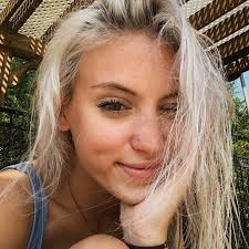 Abria Roberts (abriaroberts02)